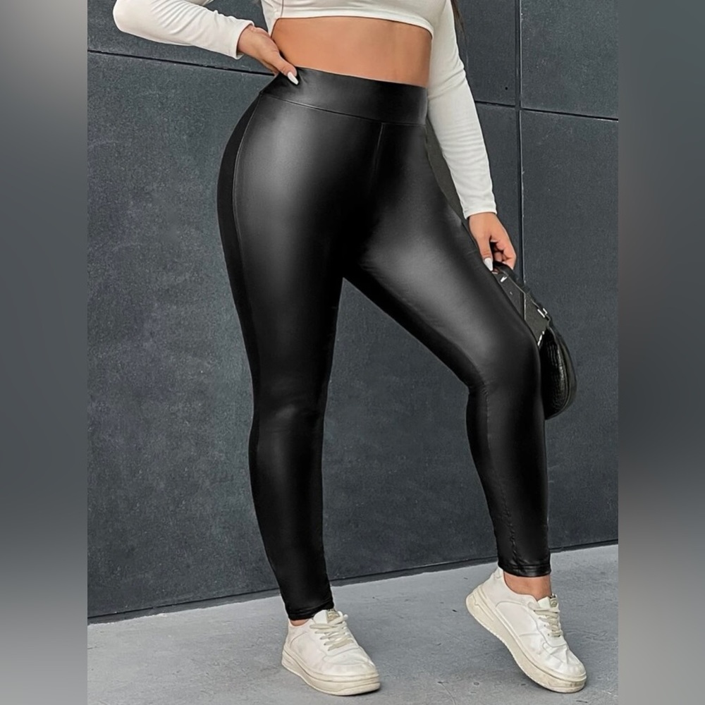 SHEIN Black Leggings High Waist Plus1XL - Picture 3 of 5